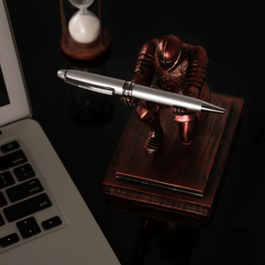 Executive Knight Pen Holder